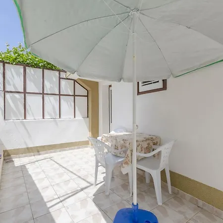 Visnja Apartman Primošten